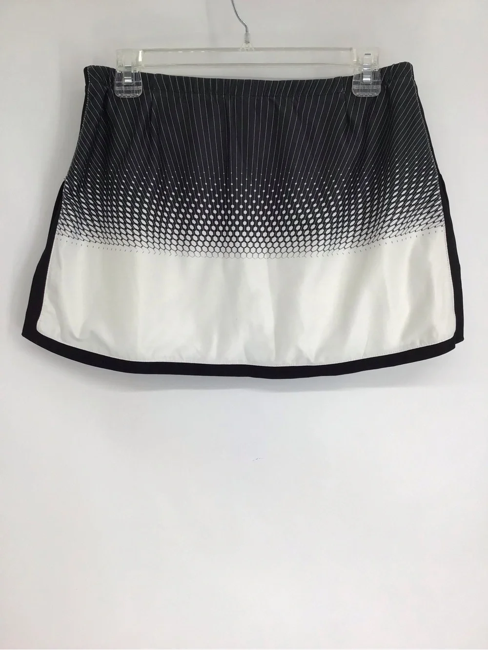 Nike Tennis Pickelball Golf Dri-Fit Skort Athletic Black White Size Medium